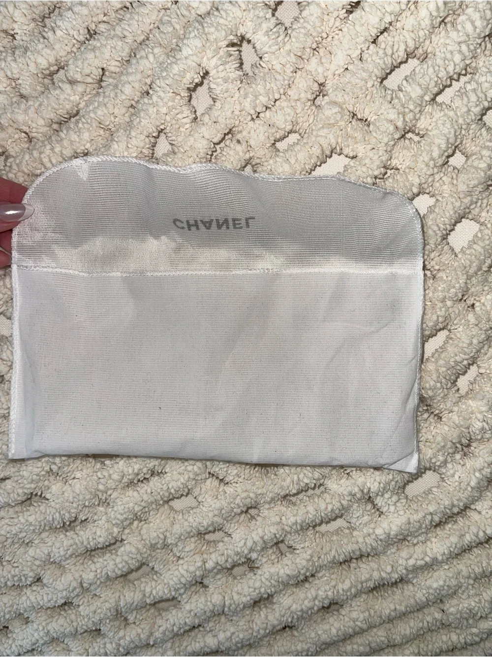 CHANEL 💕AUTHENTIC White Chanel WOC dust bag 💕